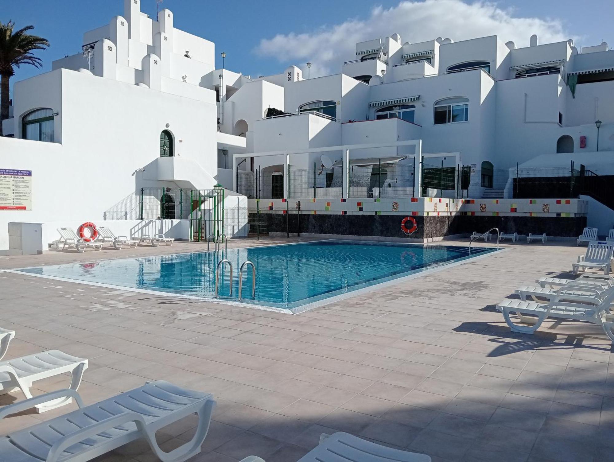 Oceano Infinito Aloha Garden Apartment Адехе Екстериор снимка